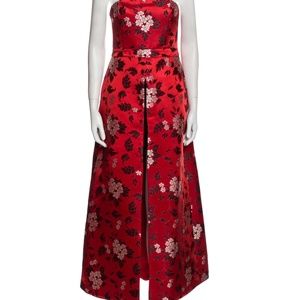 Red Brocade, size 6, Alice and Olivia Midi Dress with high front slit